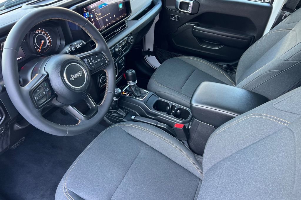 Used 2024 Jeep Wrangler Sport S image 9