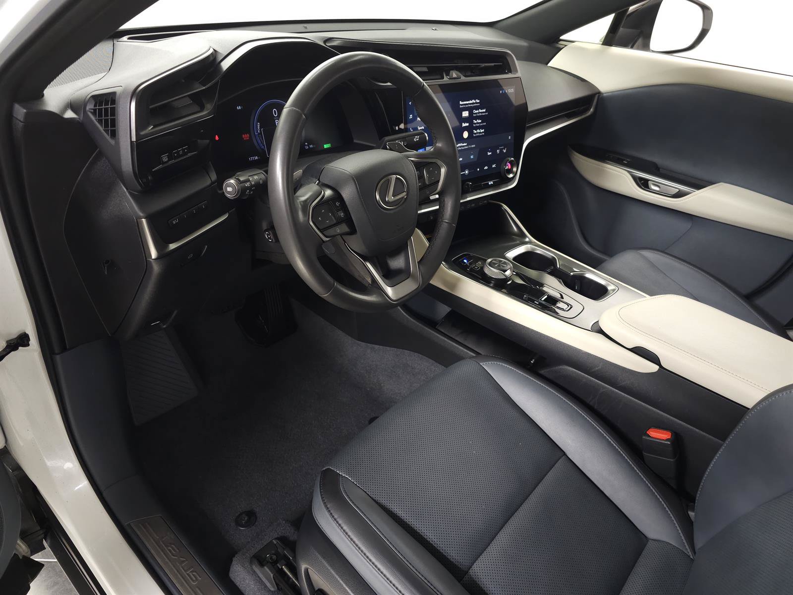 Used 2023 Lexus RZ 450e Premium w/ Technology Package AWD/4WD image 16