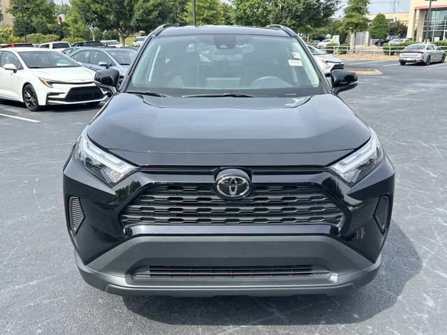 Used 2025 Toyota RAV4 XLE AWD/4WD image 9