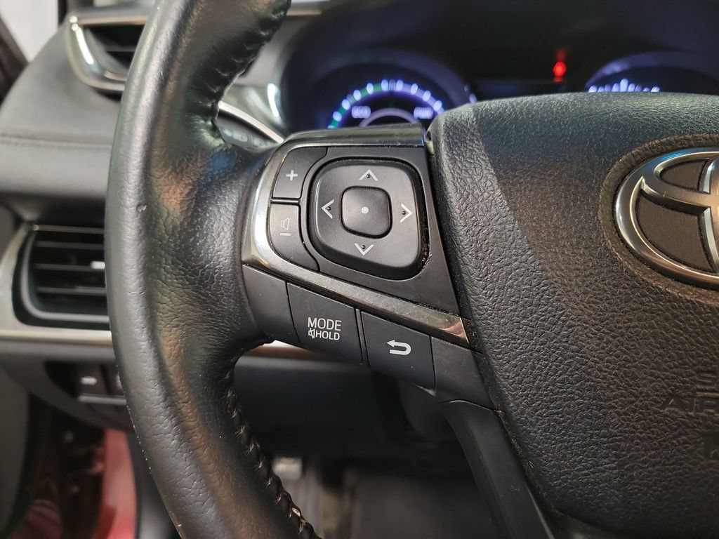 Used 2013 Toyota Avalon XLE Touring FWD image 25