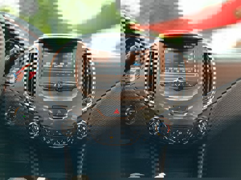 Used 2017 Chevrolet Cruze LT w/ Convenience Package image 23