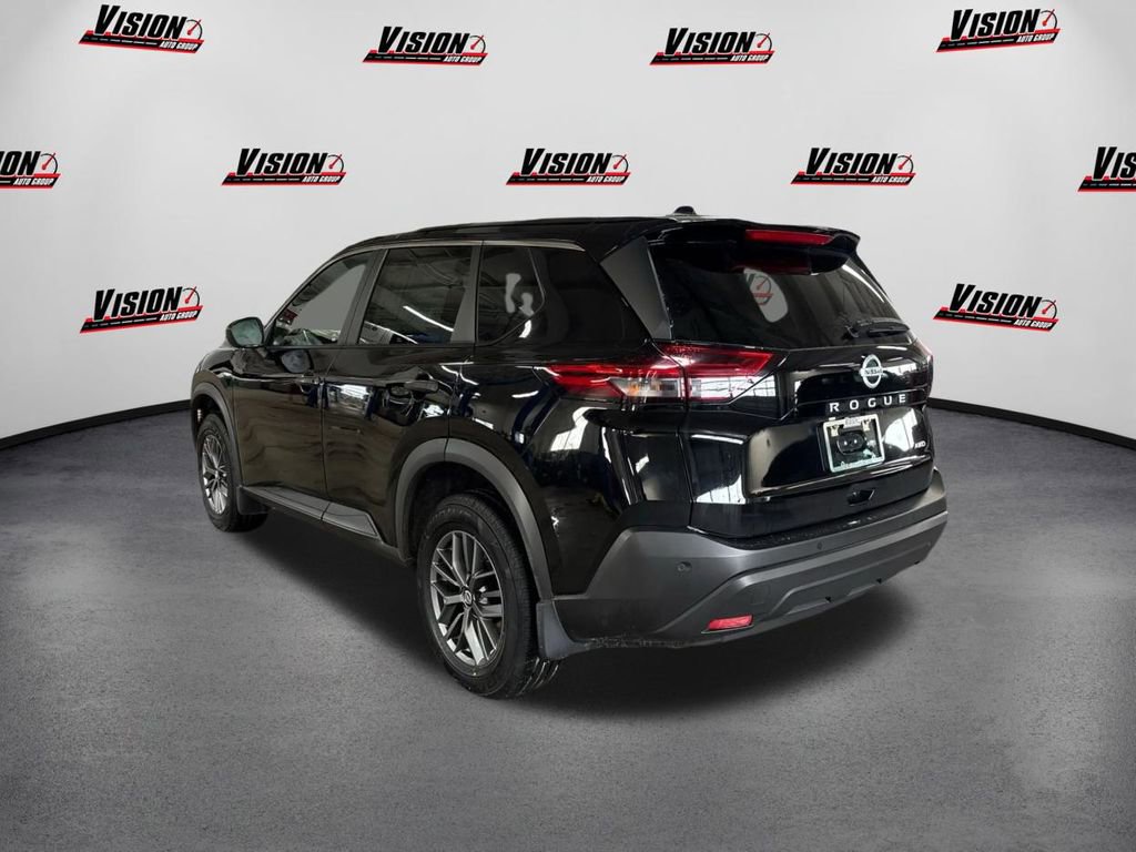 Certified 2021 Nissan Rogue S image 7