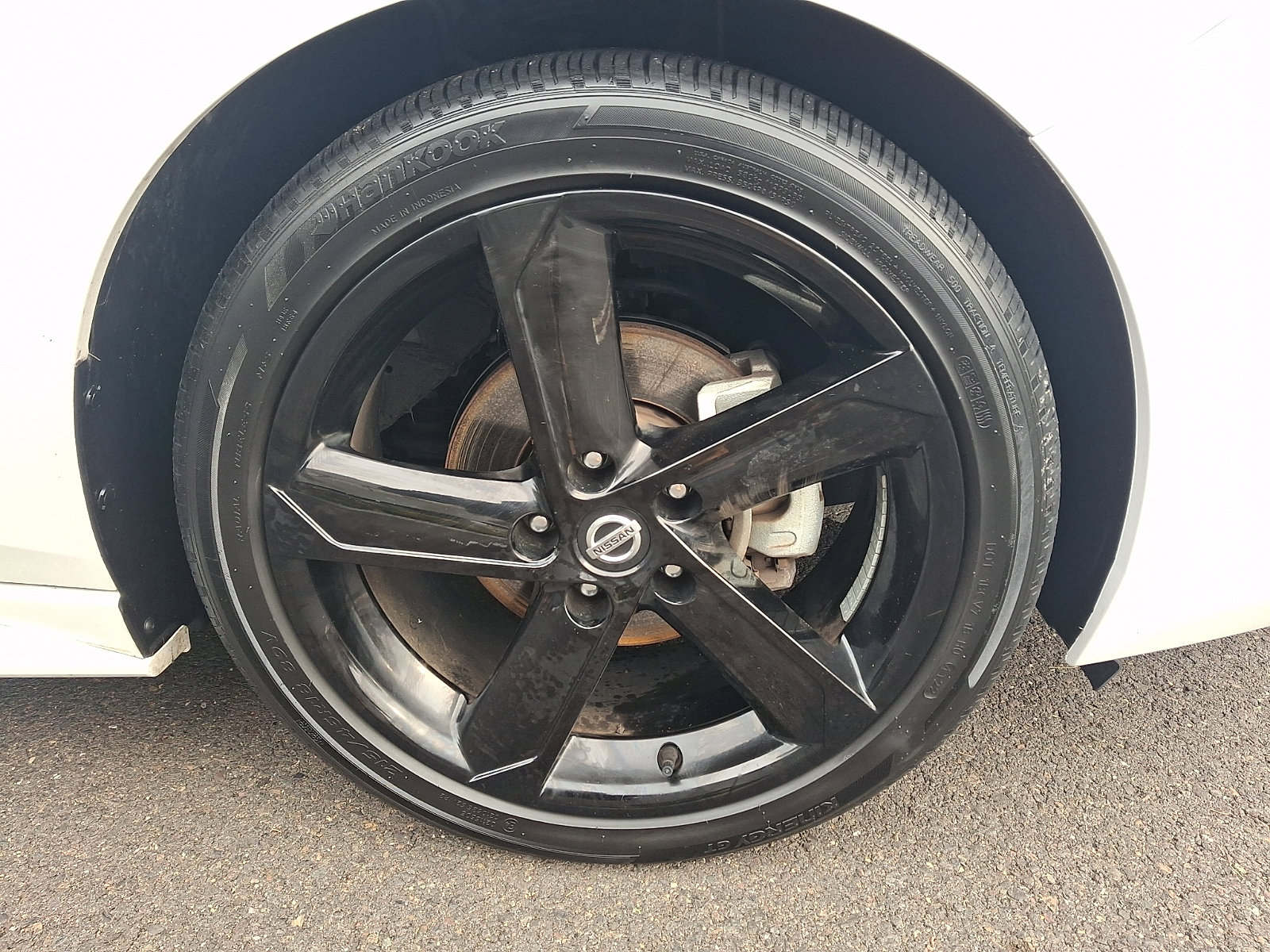 Certified 2023 Nissan Sentra SR w/ Electronics Package image 9