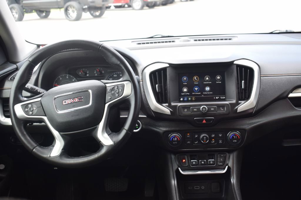 Used 2018 GMC Terrain SLE w/ LPO, Cargo Package FWD image 15