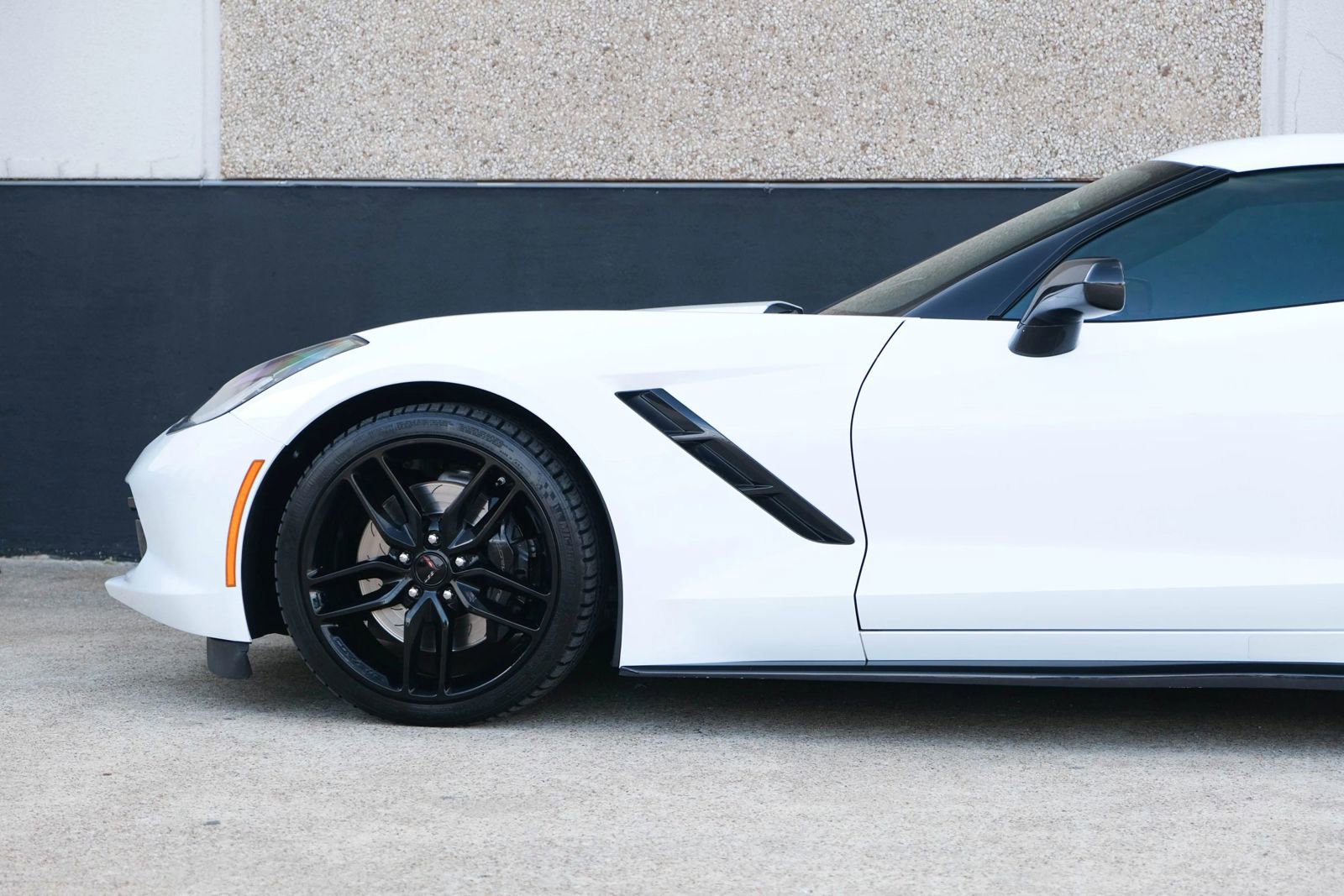 Used 2016 Chevrolet Corvette Stingray w/ 3LT w/ 3LT Preferred Equipment Group image 7