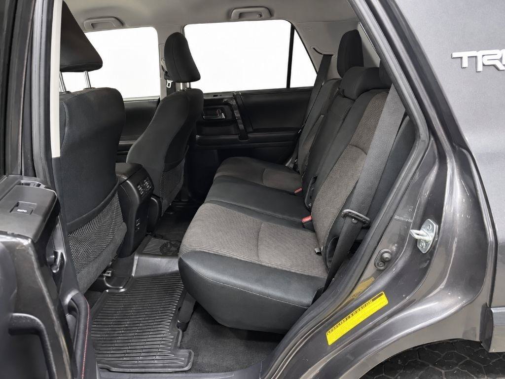 Used 2019 Toyota 4Runner TRD Off-Road AWD/4WD image 11