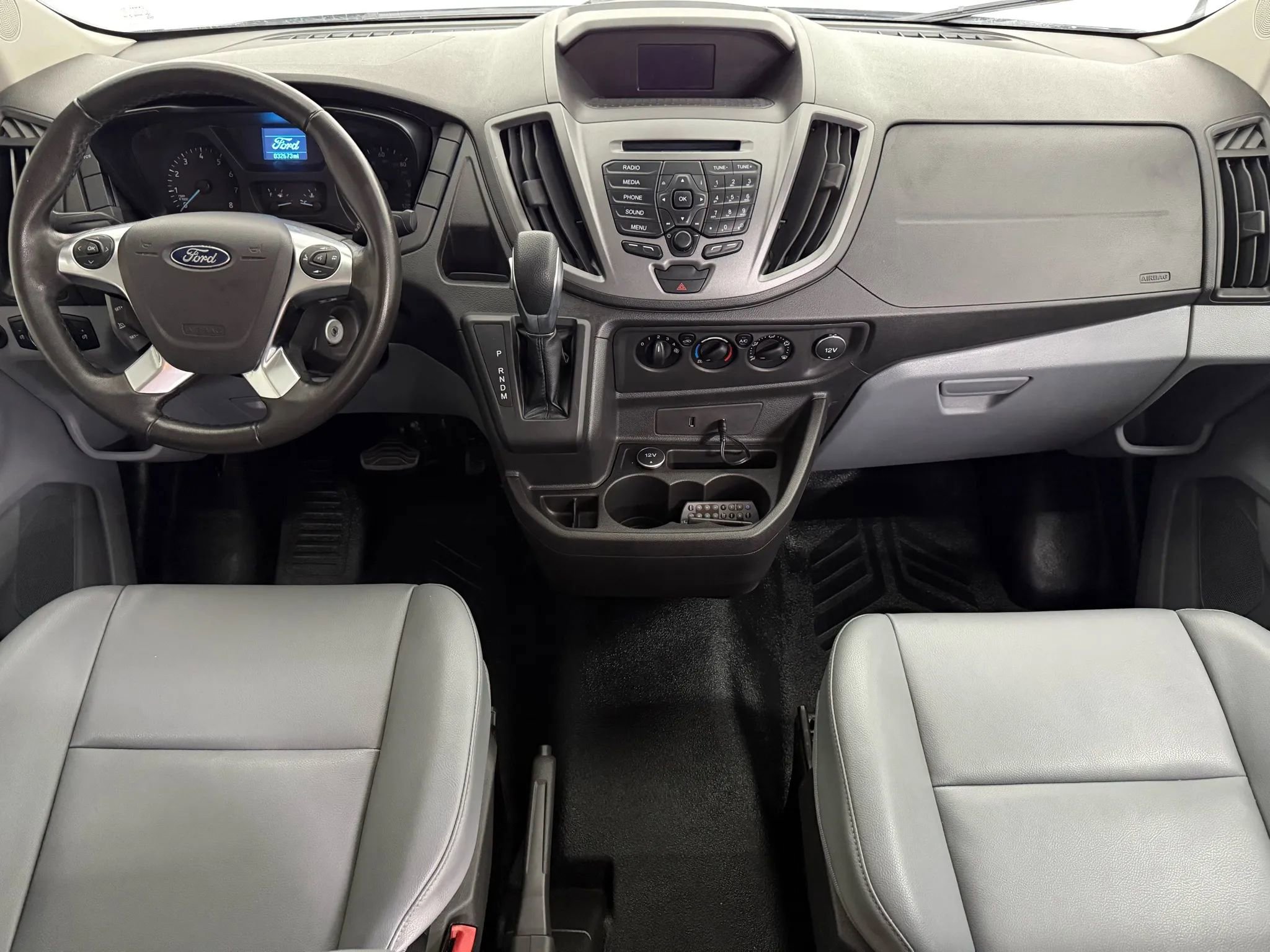 Used 2016 Ford Transit 350 XL image 2