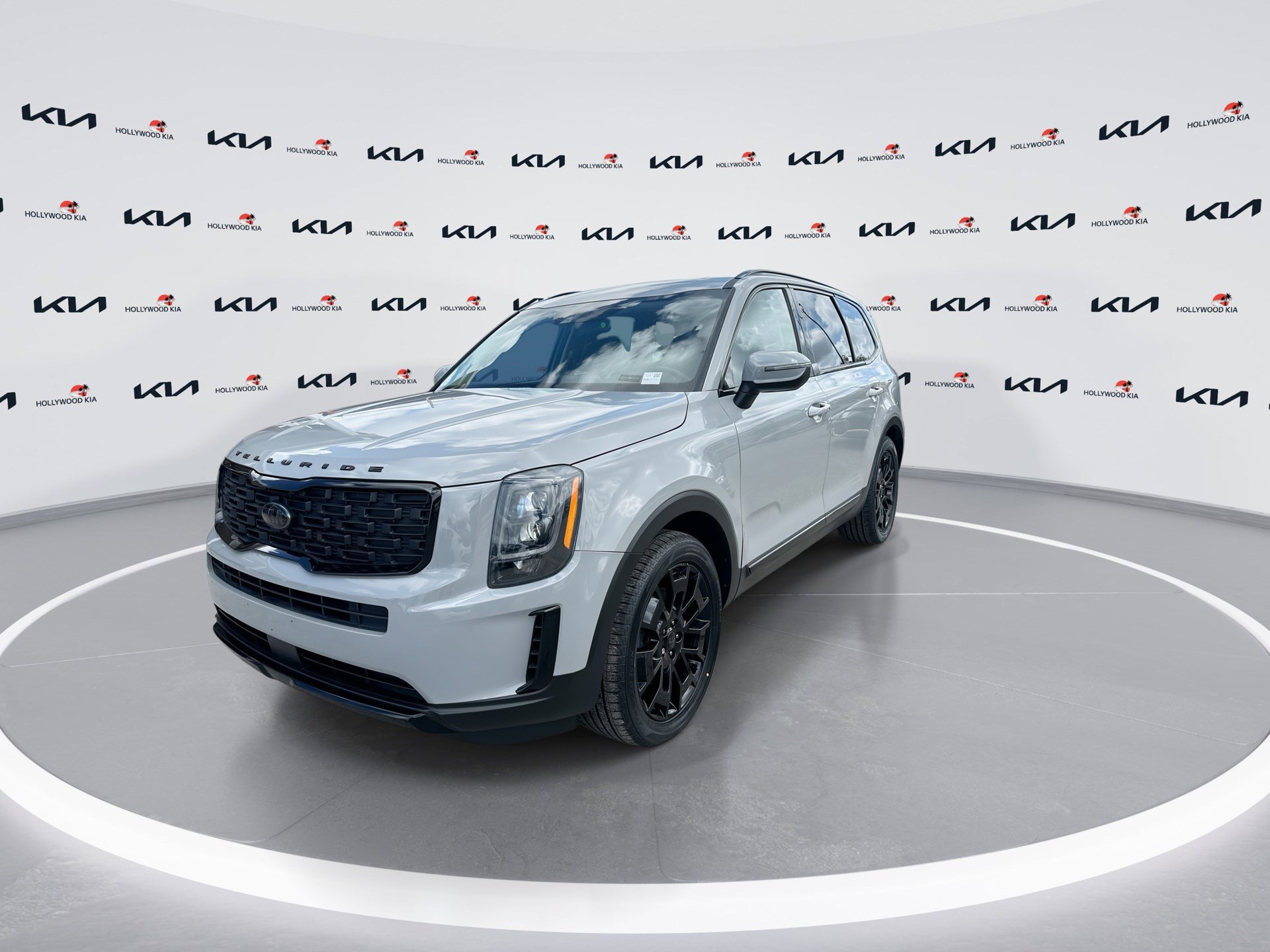 Used 2021 Kia Telluride EX w/ EX Premium Package image 4