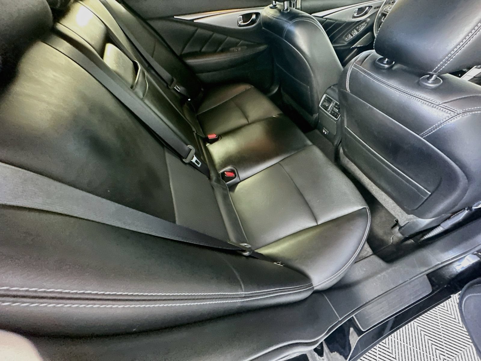 Used 2022 INFINITI Q50 Luxe w/ Cargo Package AWD/4WD image 28