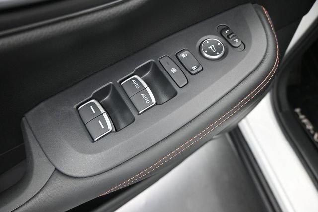 Certified 2025 Honda HR-V Sport image 13