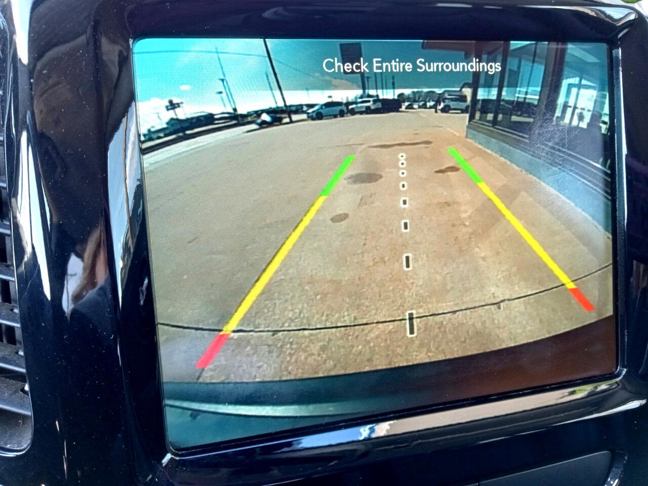 Used 2020 Jeep Cherokee Limited image 11