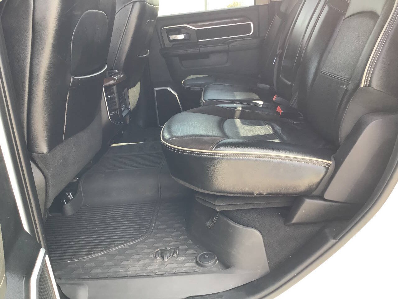 Used 2023 RAM 2500 Laramie AWD/4WD image 30