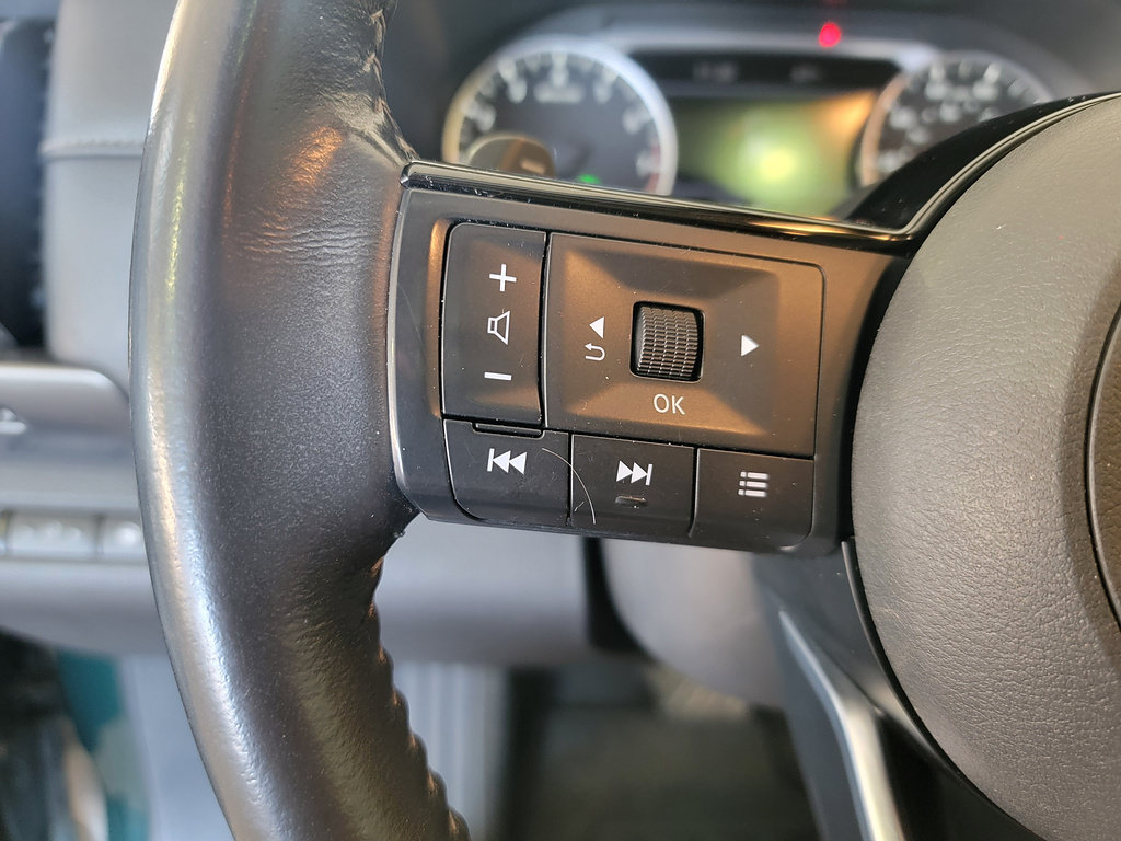 Used 2022 Nissan Pathfinder SL w/ SL Premium Package FWD image 17