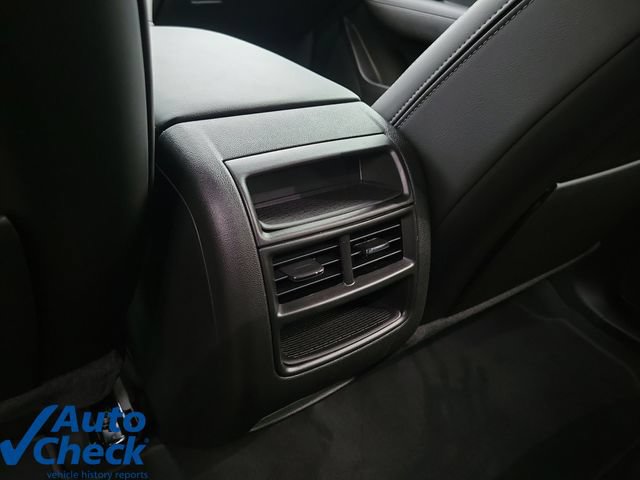 Certified 2024 Cadillac XT5 Premium Luxury w/ Technology Package FWD image 14