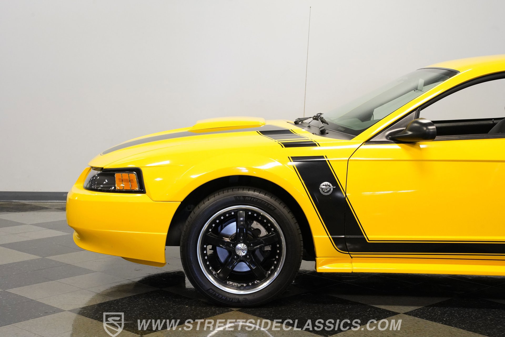 Used 2004 Ford Mustang GT RWD image 24