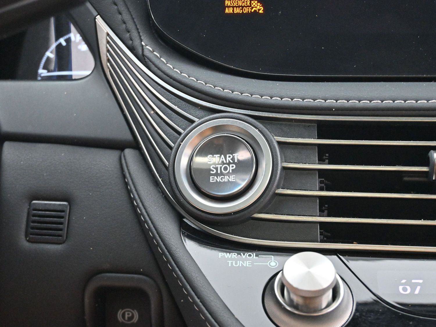 Used 2022 Lexus LS 500 w/ Accessory Package (Z1) image 26