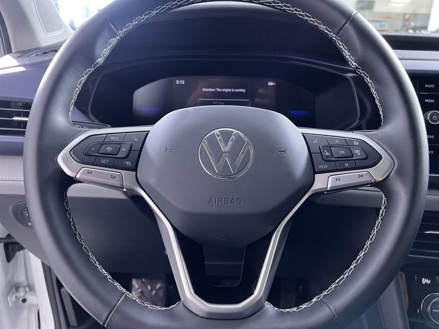 Used 2024 Volkswagen Taos SE image 14