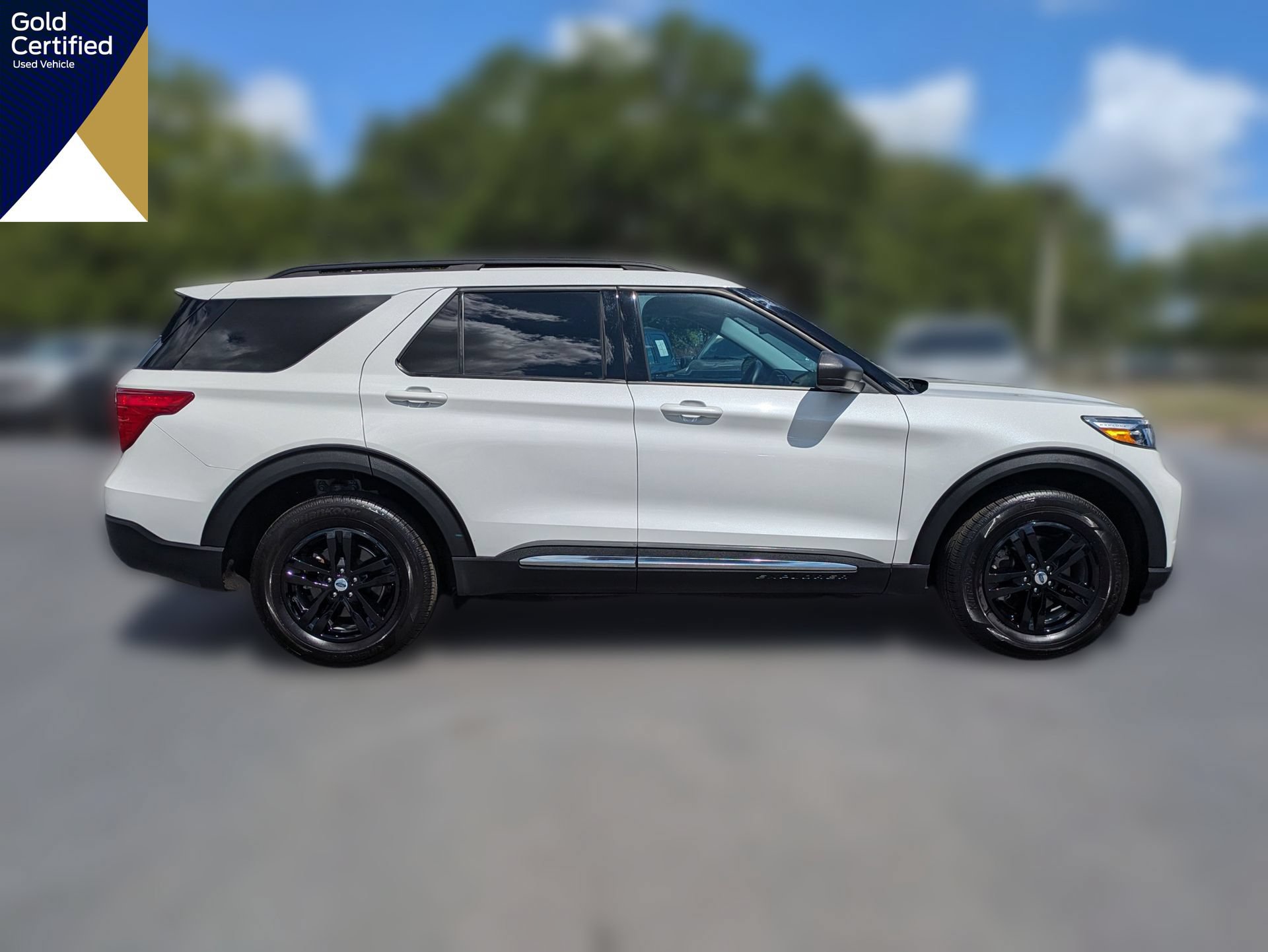Certified 2023 Ford Explorer XLT AWD/4WD image 4