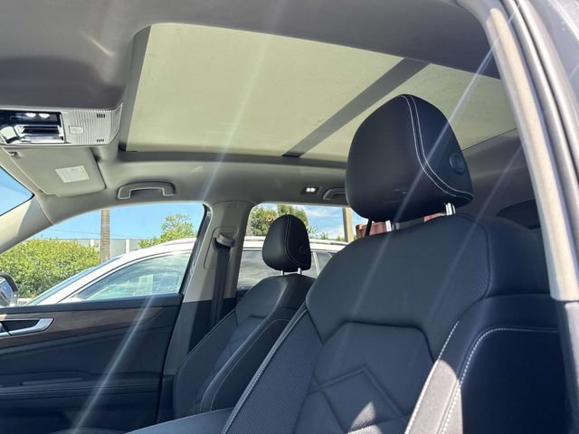 New 2026 Volkswagen Atlas SE FWD image 17
