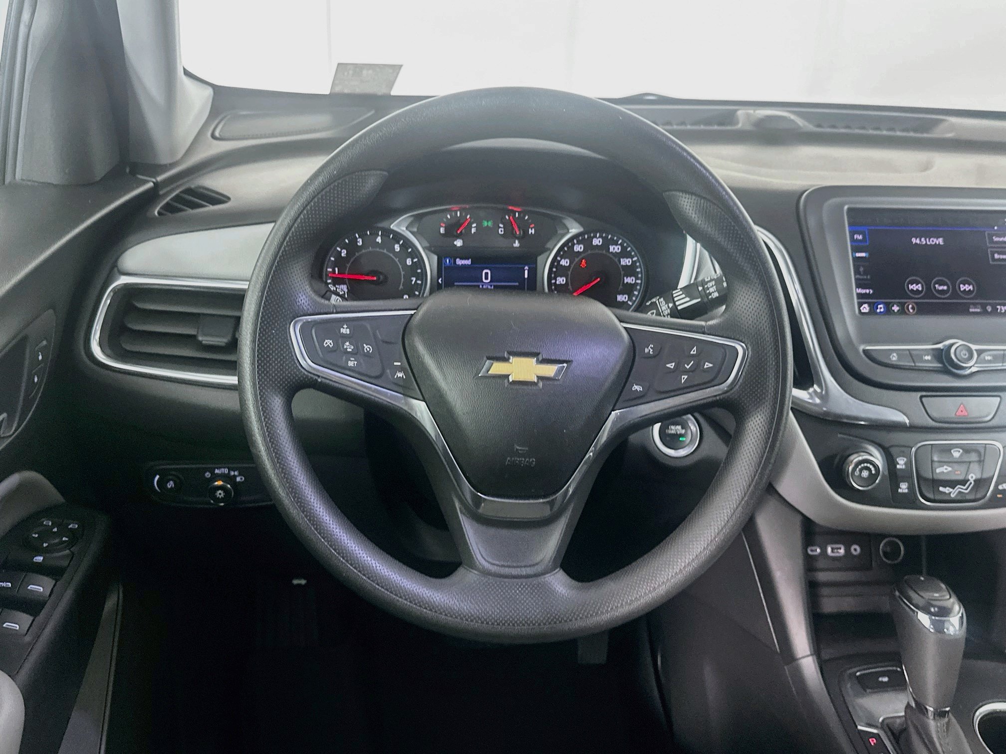 Used 2020 Chevrolet Equinox LT FWD image 17