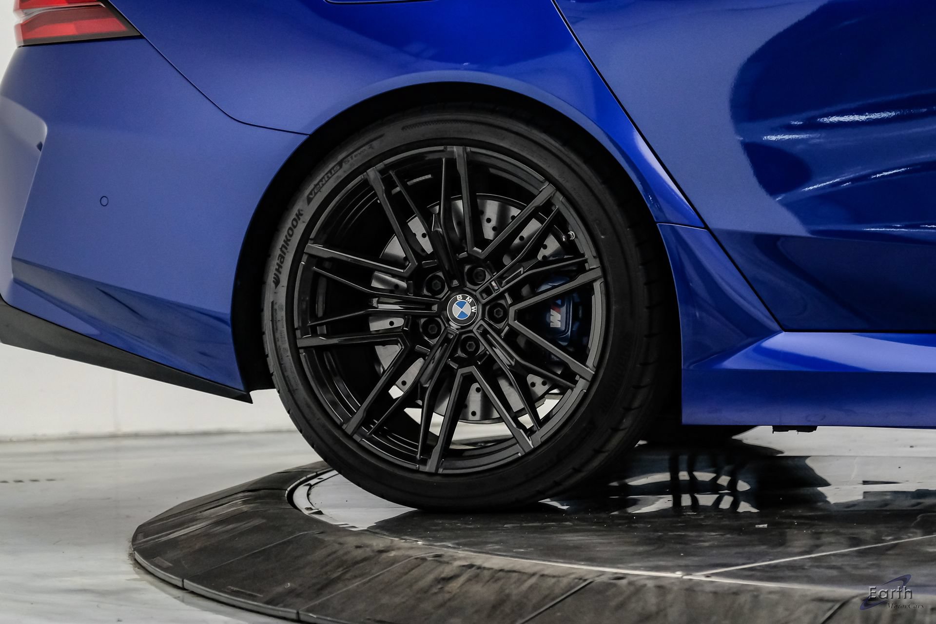 Used 2025 BMW M5 w/ Carbon Package AWD/4WD image 97