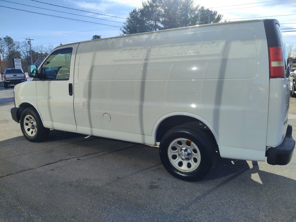 Used 2011 Chevrolet Express 1500 image 5
