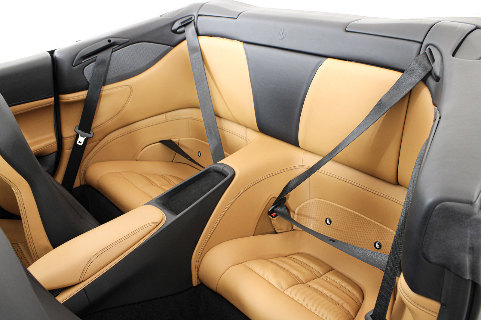 Certified 2023 Ferrari Portofino M RWD image 42