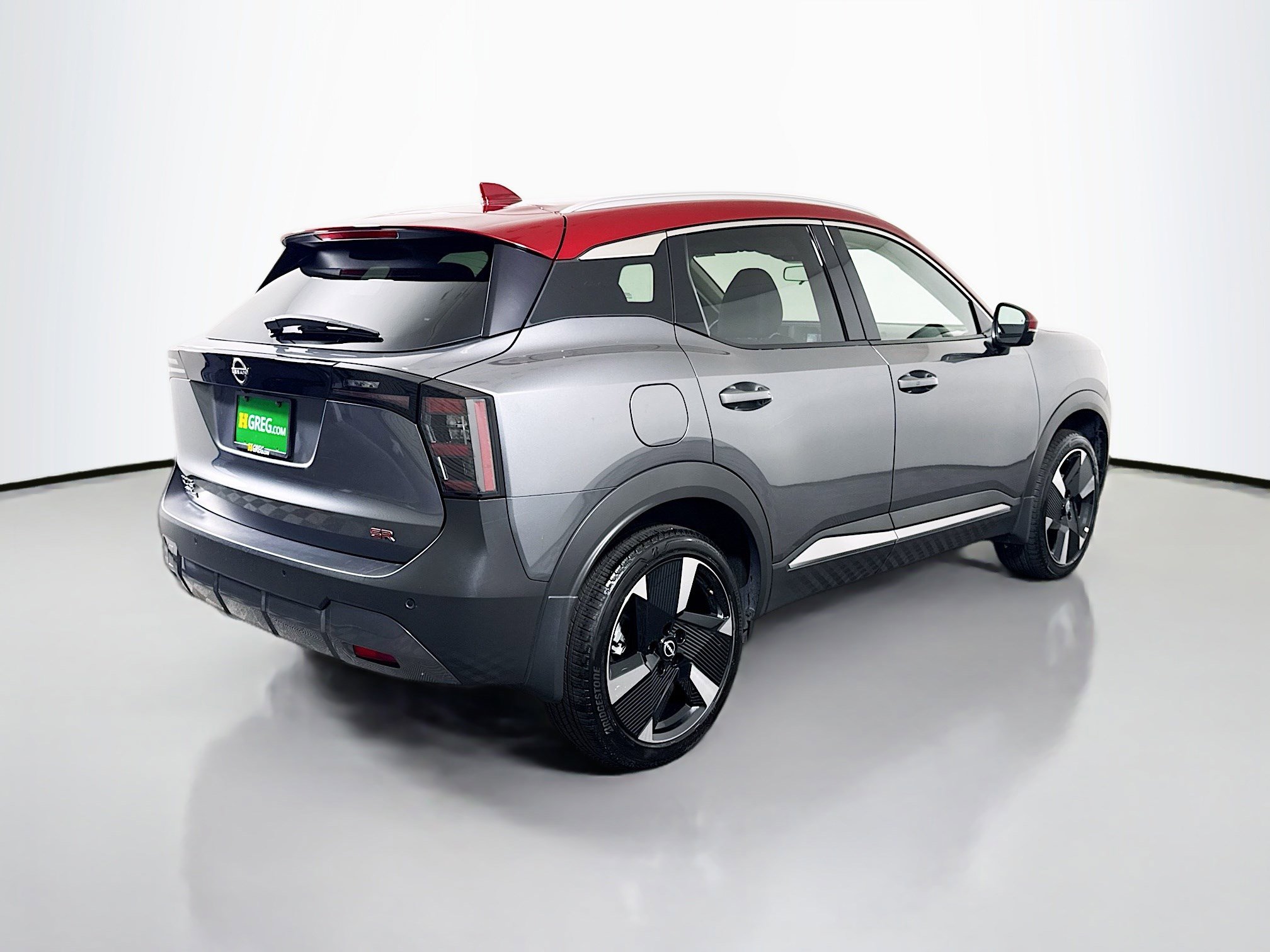 Used 2025 Nissan Kicks SR image 10