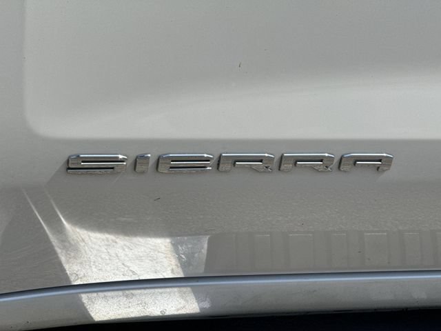Used 2024 GMC Sierra 1500 SLT AWD/4WD image 31
