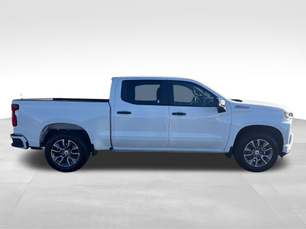 Used 2022 Chevrolet Silverado 1500 RST w/ Z71 Off-Road Package AWD/4WD image 6