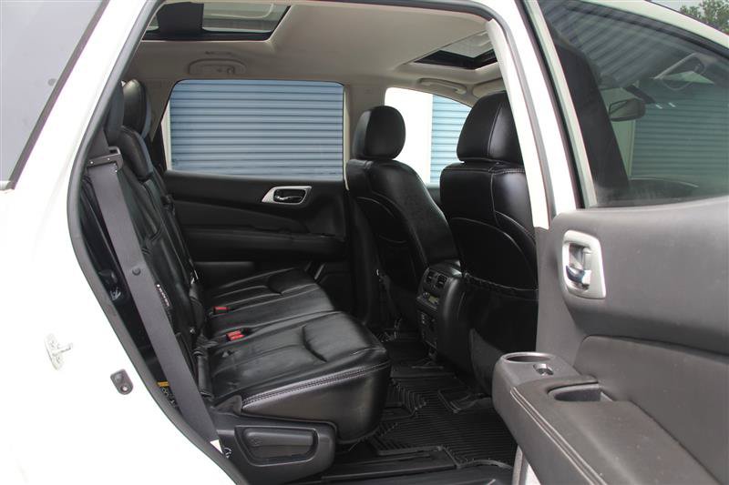 Used 2018 Nissan Pathfinder SL w/ SL Premium Package AWD/4WD image 21