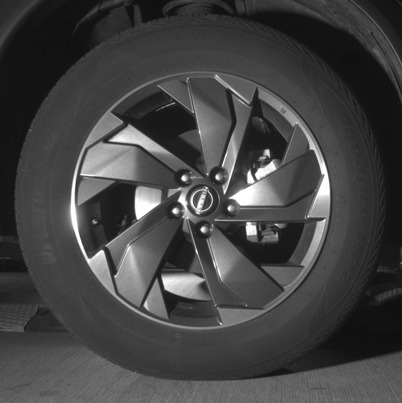 Used 2025 Nissan Rogue SV image 13