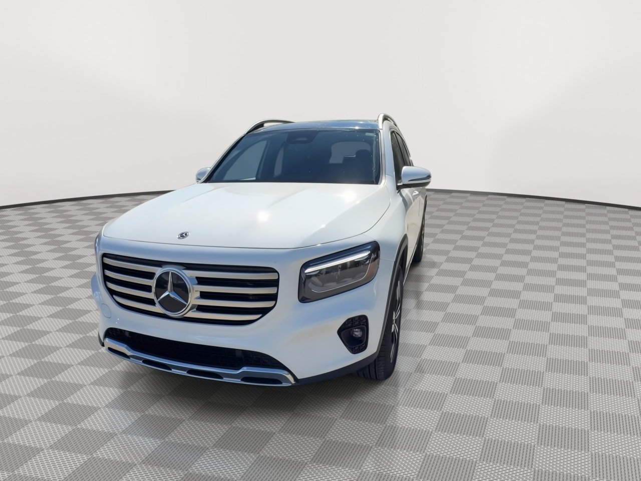 Used 2026 Mercedes-Benz GLB 250 4MATIC image 3