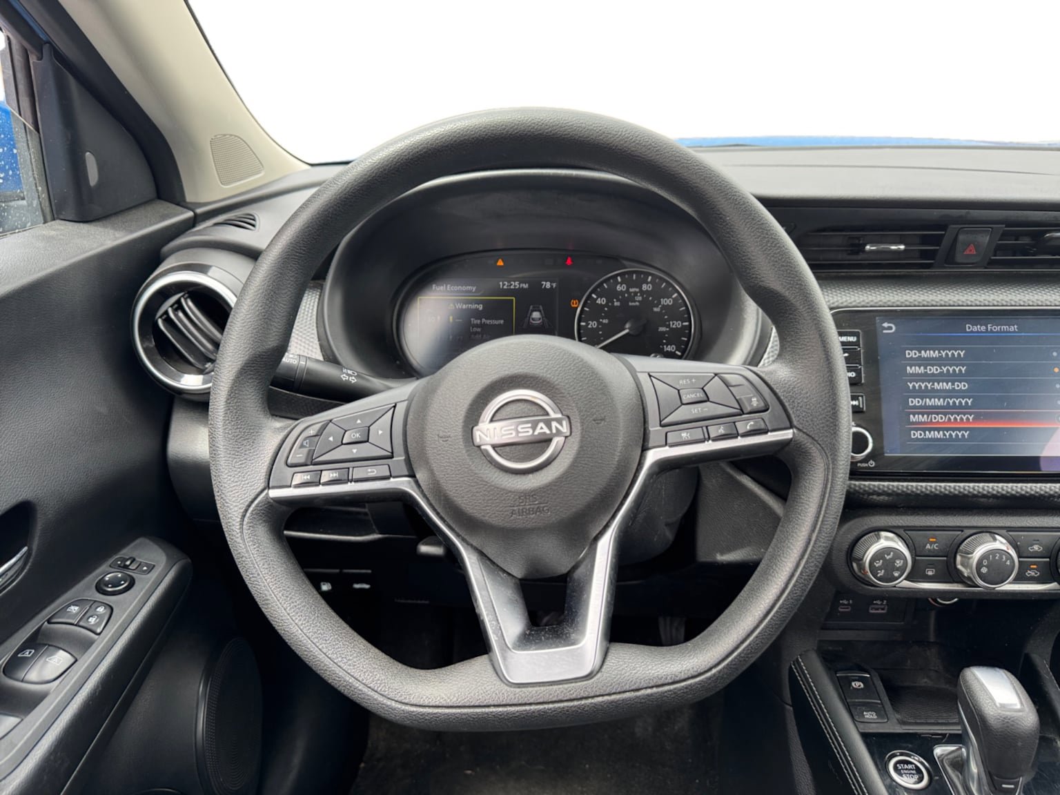 Used 2023 Nissan Kicks SV FWD image 13