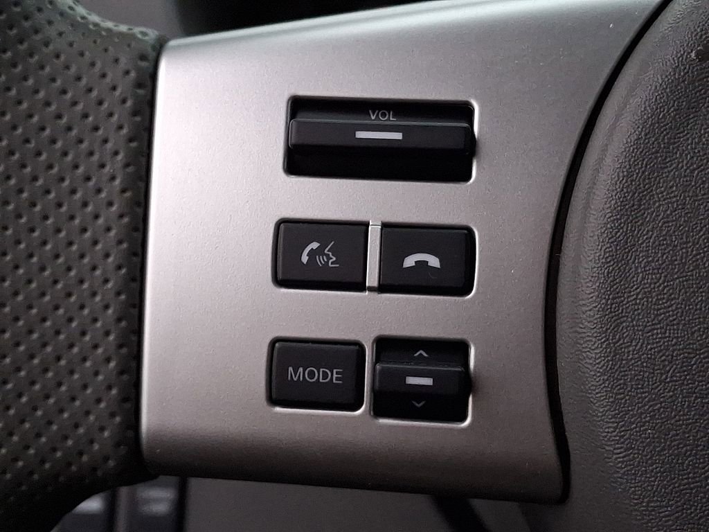 Used 2018 Nissan Frontier SV image 15