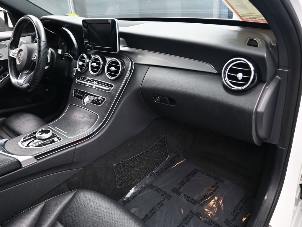 Used 2018 Mercedes-Benz C 300 Sedan image 45