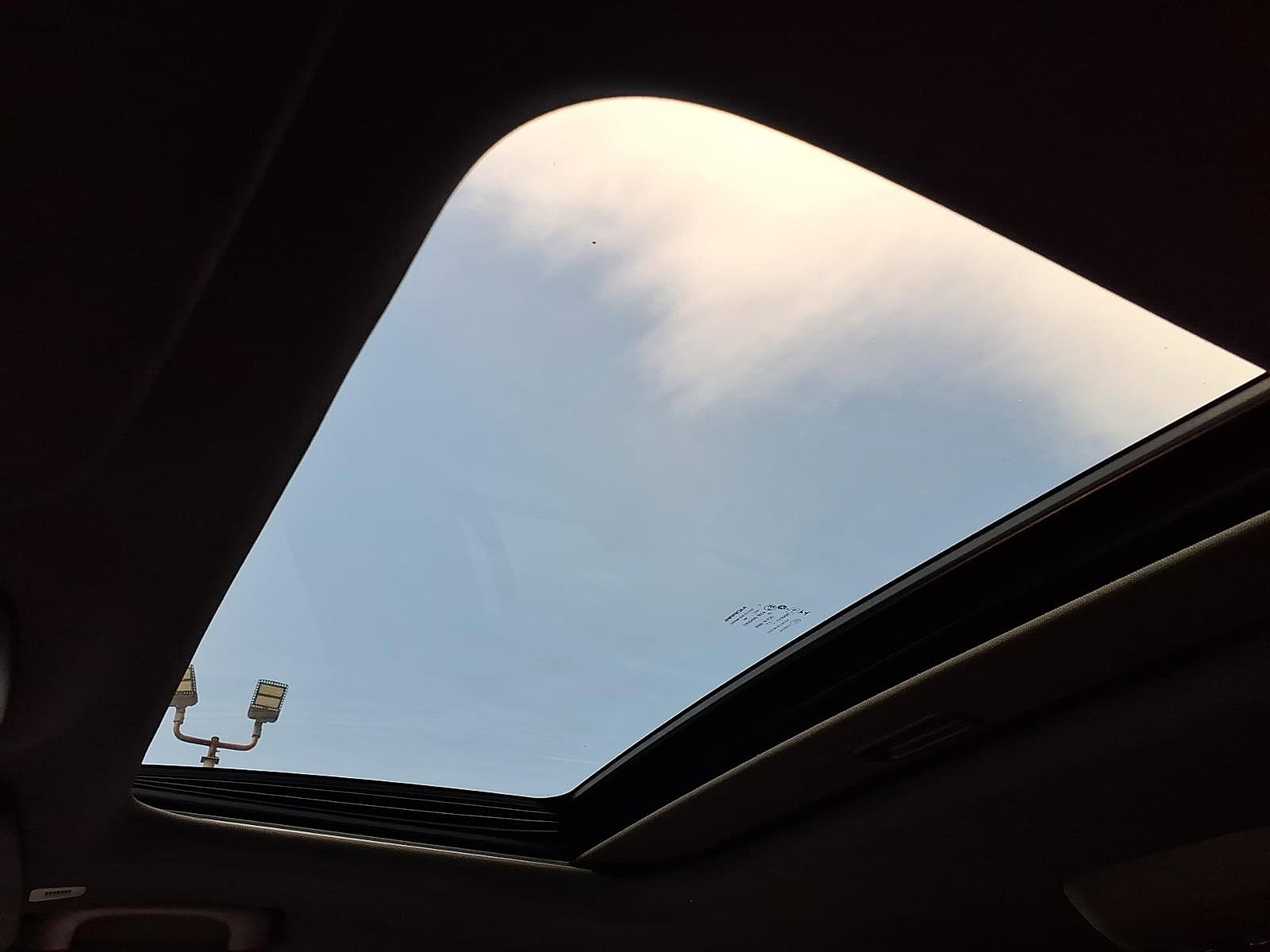 Used 2018 Dodge Durango R/T w/ Technology Group image 20