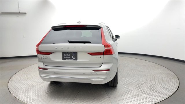 Certified 2023 Volvo XC60 B5 Plus w/ Climate Package image 3