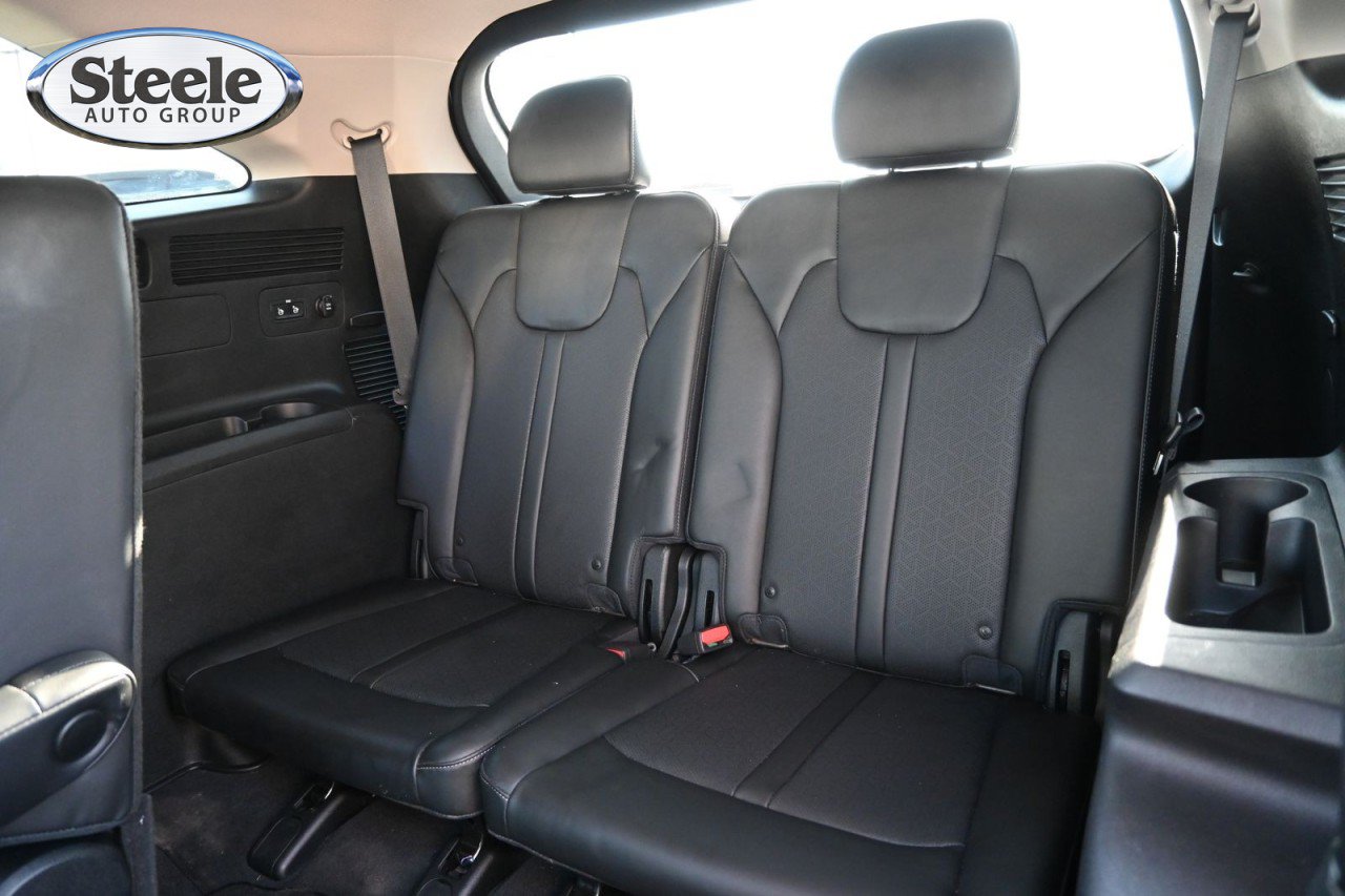 Used 2023 Kia Sorento EX w/ Panoramic Sunroof Package FWD image 21