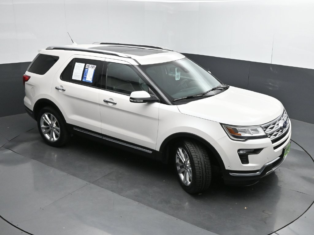 Certified 2018 Ford Explorer Limited w/ Equipment Group 301A AWD/4WD image 38