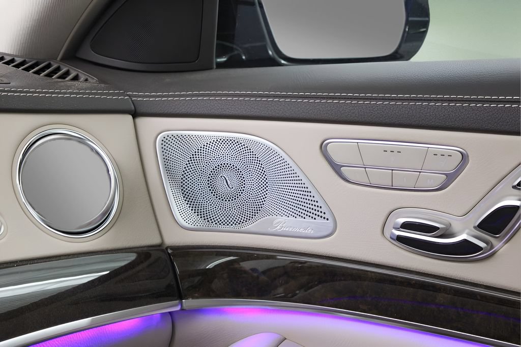 Used 2019 Mercedes-Benz S 450 Sedan image 32