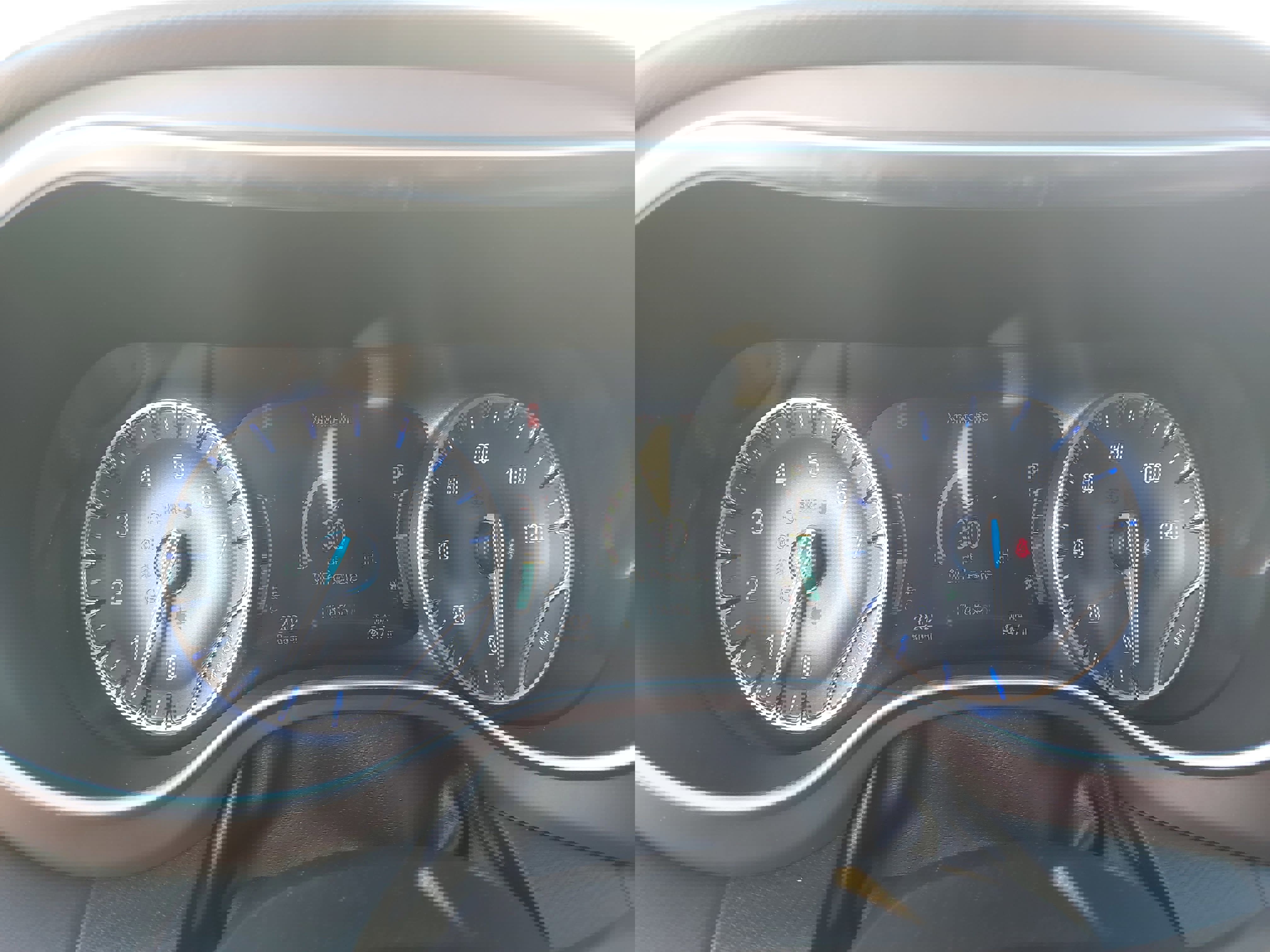 Used 2019 Chrysler Pacifica Touring-L Plus w/ Advanced Safetytec Group image 21