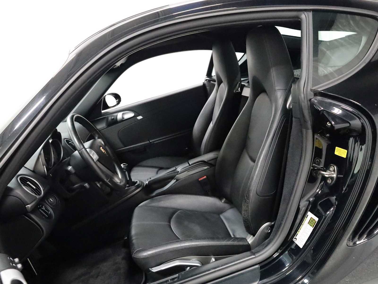 Used 2007 Porsche Cayman RWD image 5