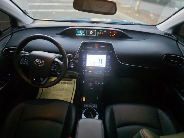 Used 2022 Toyota Prius XLE FWD image 27