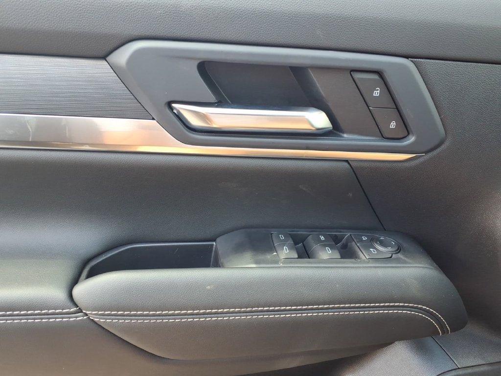 New 2026 GMC Terrain Elevation FWD image 12