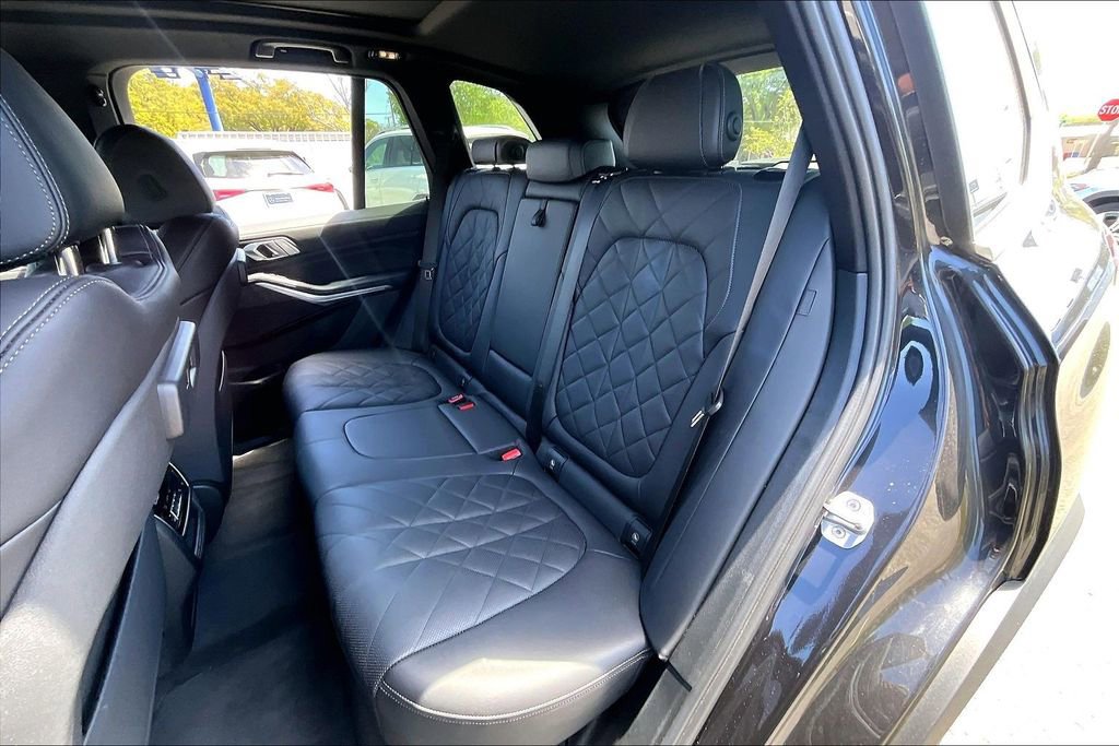 Used 2023 BMW X5 sDrive40i w/ Premium Package image 19