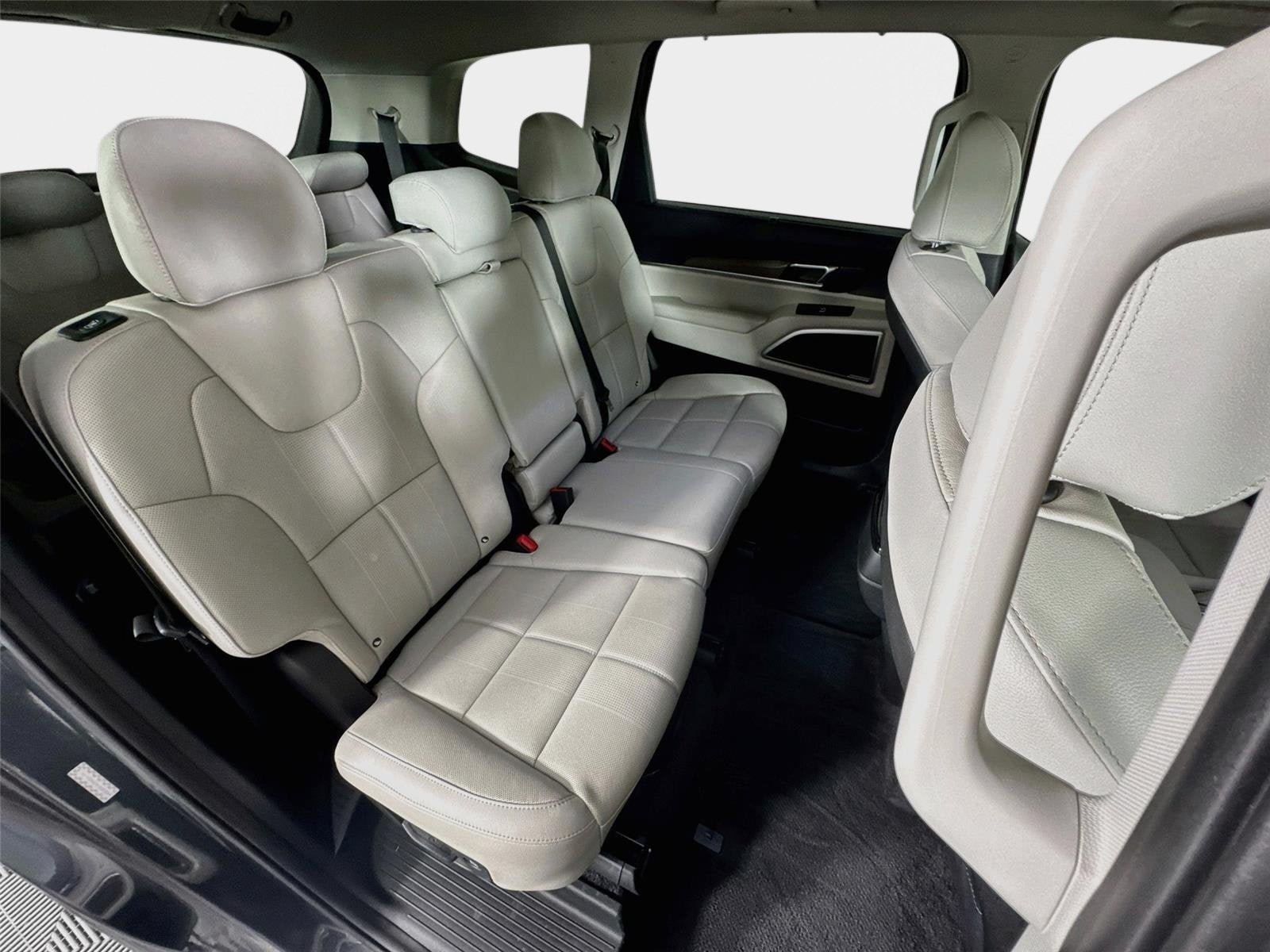 Used 2020 Kia Telluride EX w/ Towing Package FWD image 29