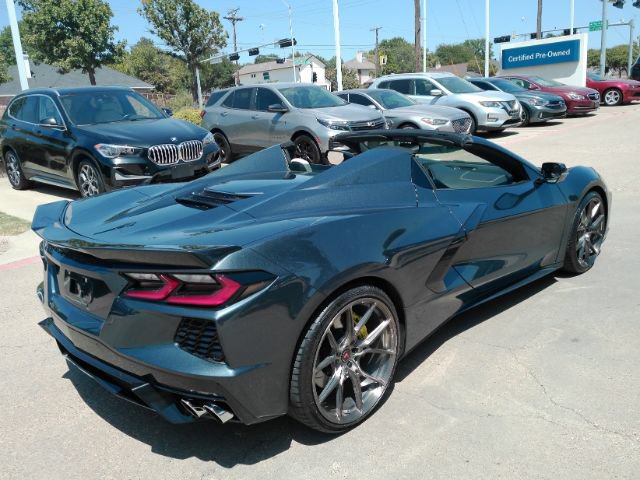Used 2021 Chevrolet Corvette Stingray Convertible w/ Z51 Performance Package RWD image 11