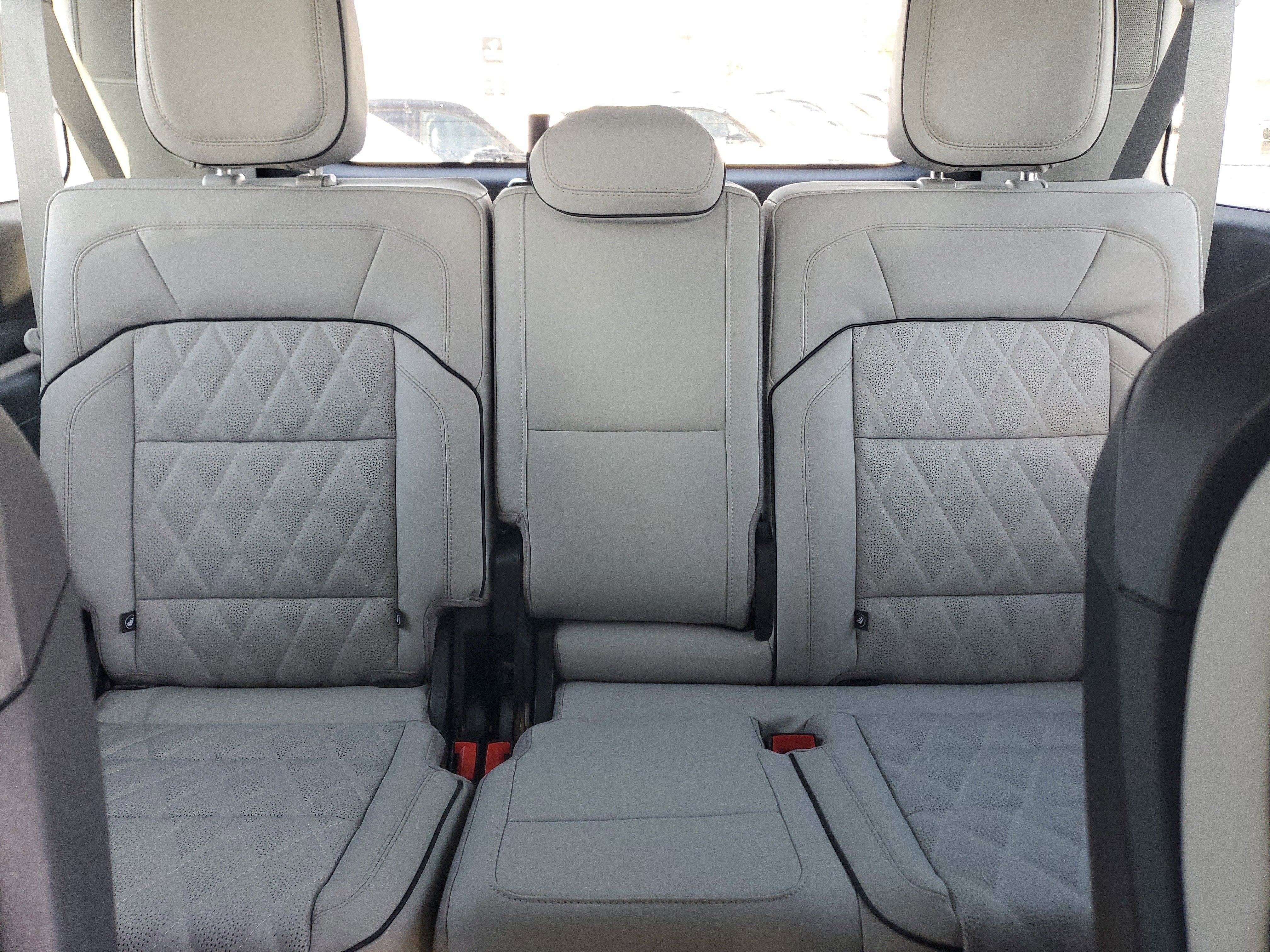 New 2025 Lincoln Navigator L Black Label image 32