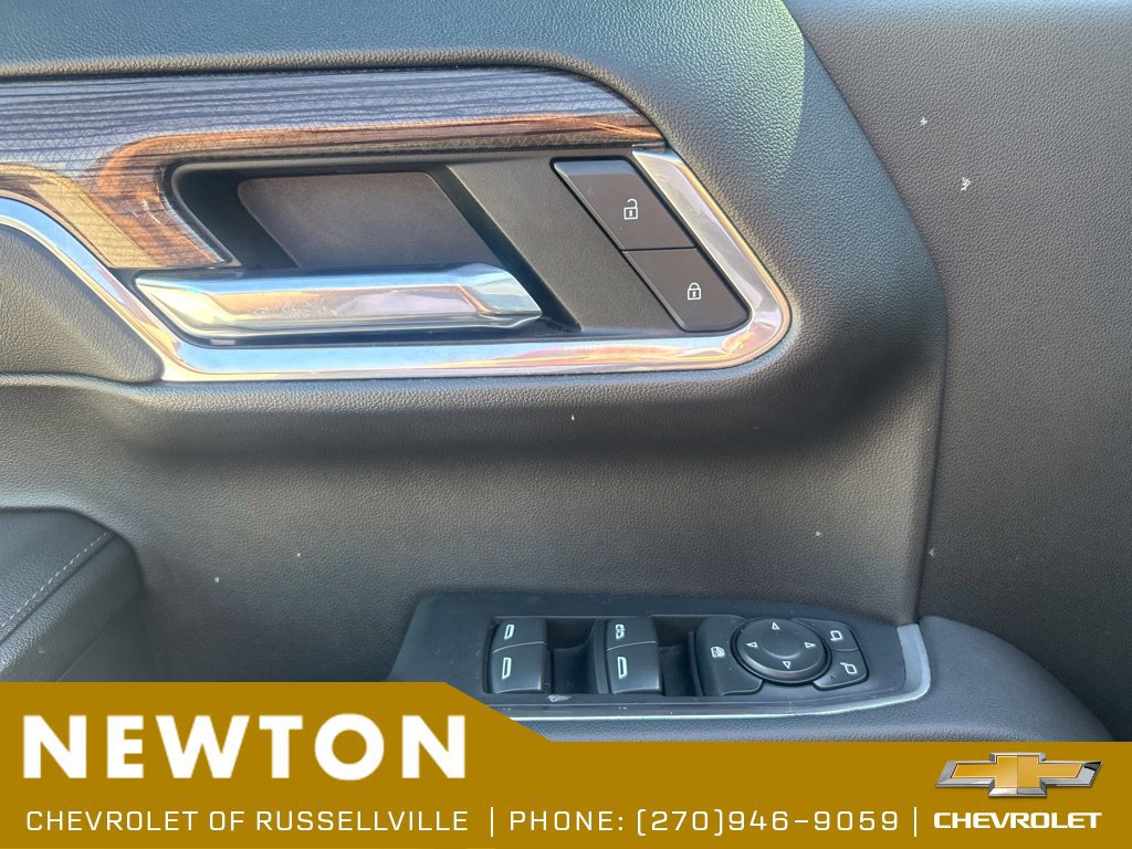 Used 2022 Chevrolet Silverado 1500 RST AWD/4WD image 9